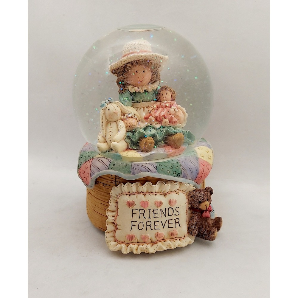 The San Francisco Music Box Friends Forever Waterglobe